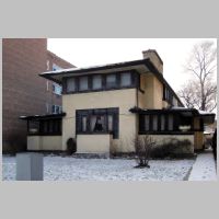 Joseph J. Walser House (1904), Chicago, photo Zol87, Wikipedia.jpg